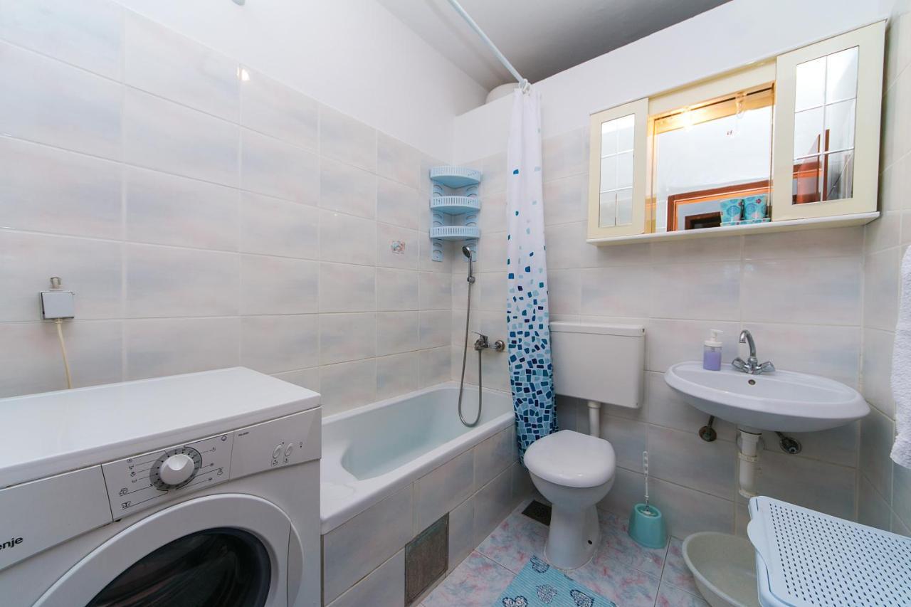 Apartments By The Sea Podaca, Makarska - 13974 ภายนอก รูปภาพ